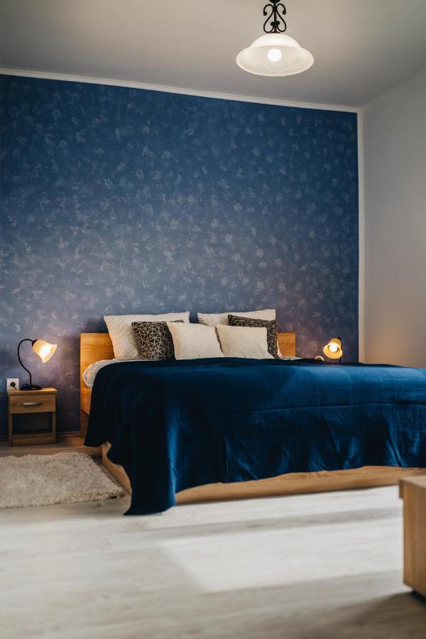Magas-lak Apartman Eger Bagian luar foto